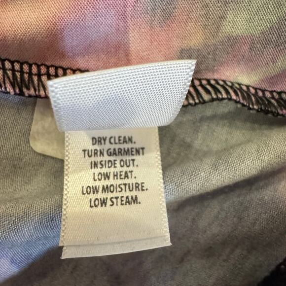 St. John Spring 2015 Abstract Floral Pink, Blue & Black Long Sleeve Top Size L - Picture 9 of 10